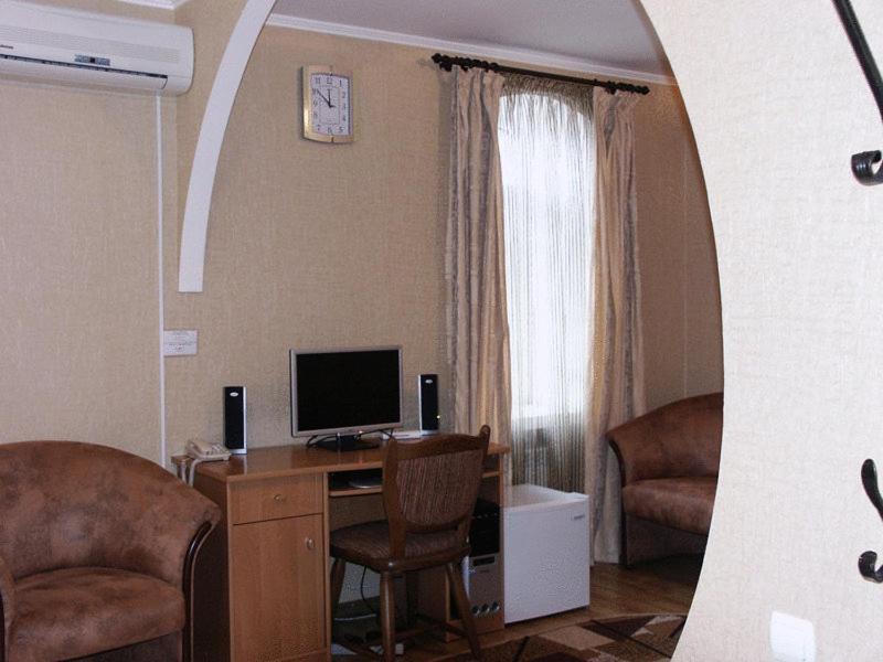Pan Hotel Soumy Extérieur photo