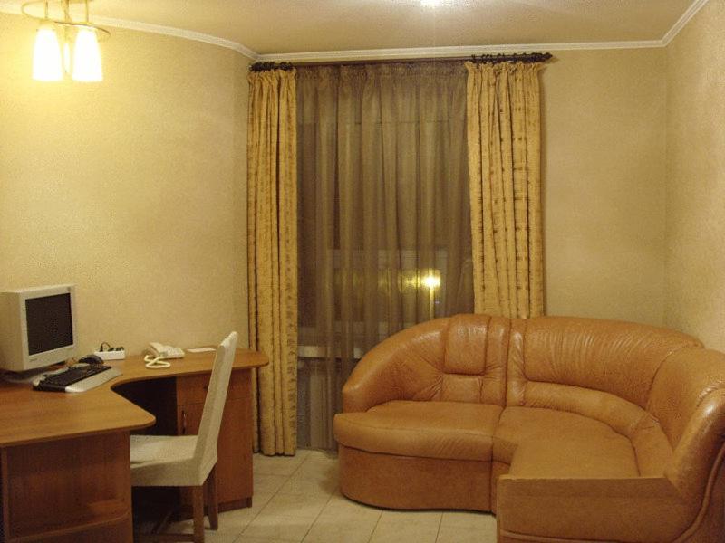 Pan Hotel Soumy Extérieur photo