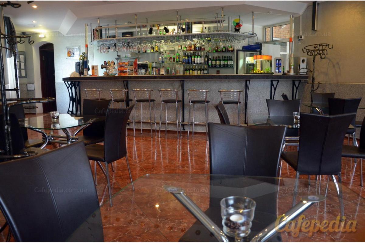 Pan Hotel Soumy Extérieur photo