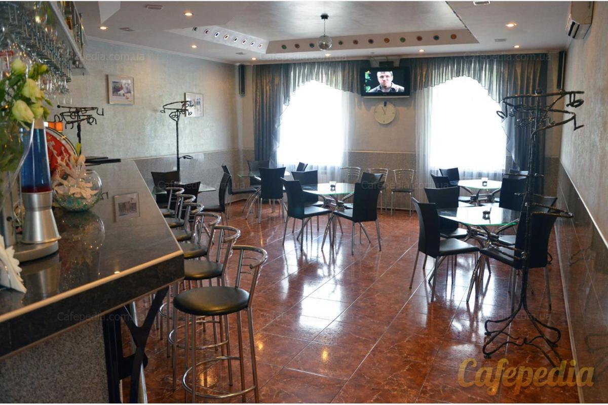 Pan Hotel Soumy Extérieur photo